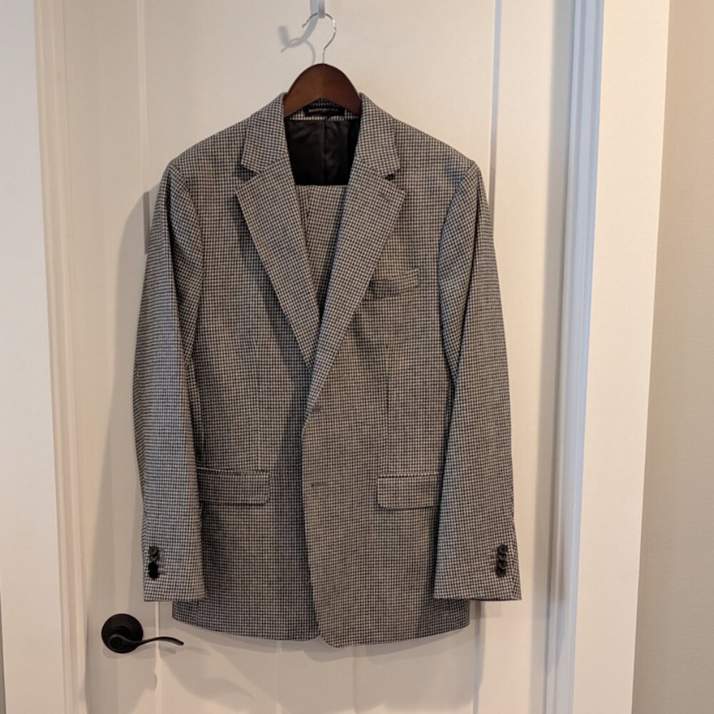 Banana Republic Tailored Fit Wool Blend Houndstooth Suit